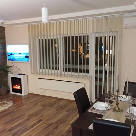 Apartman Dionis Sm Sremska Mitrovica Exterior photo